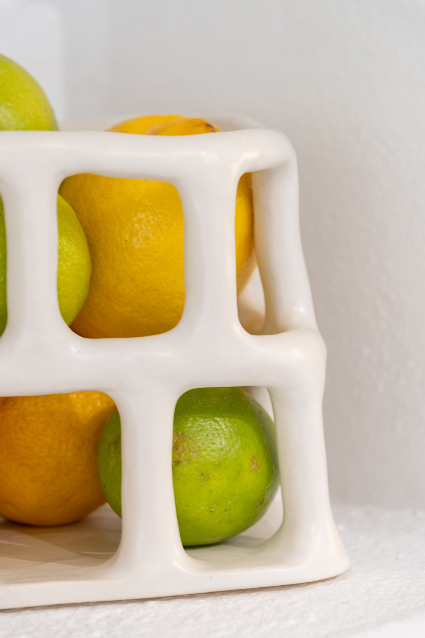 Gigi Ceramic - Fruit cage