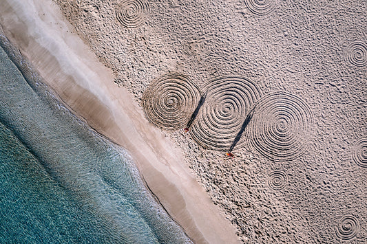 Aguascopio - The Sand Weavers